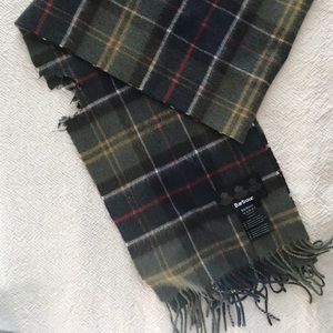Barbour Accessories - Barbour Merino Cashmere Tartan Scarf Barbour Accessories - Barbour Merino Cashmere Tartan Scarf